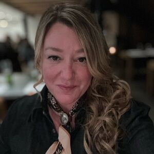 Meet your Posher, Kay